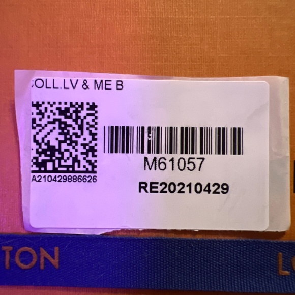 Louis Vuitton “LV & Me” Collection Letter ‘B’ Necklace - Picture 12 of 12